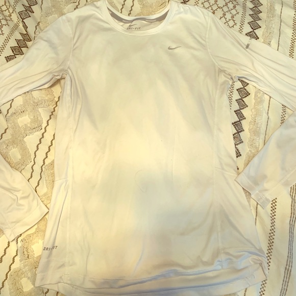 Nike dry fit - Picture 1 of 1